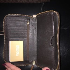 Authentic Michael Kors Purse and Wallet